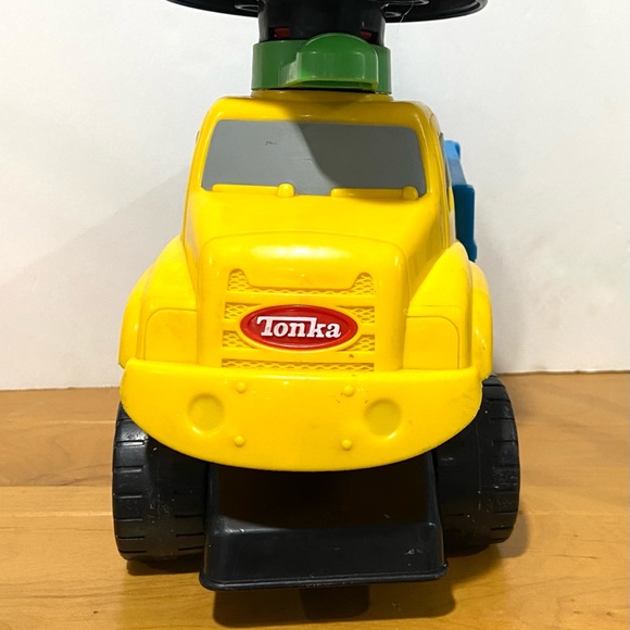 Tonka Dump Truck 2006 Flatbed Stake Hasbro Playskool Construction Toddler Truck - Picture 2 of 6